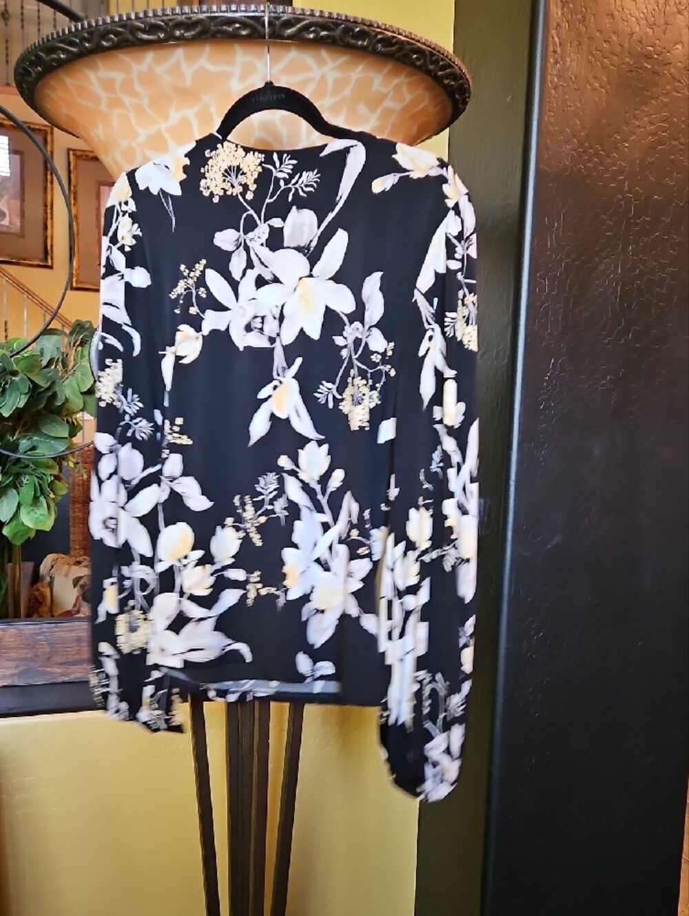 Yellow/Black Wrap Top